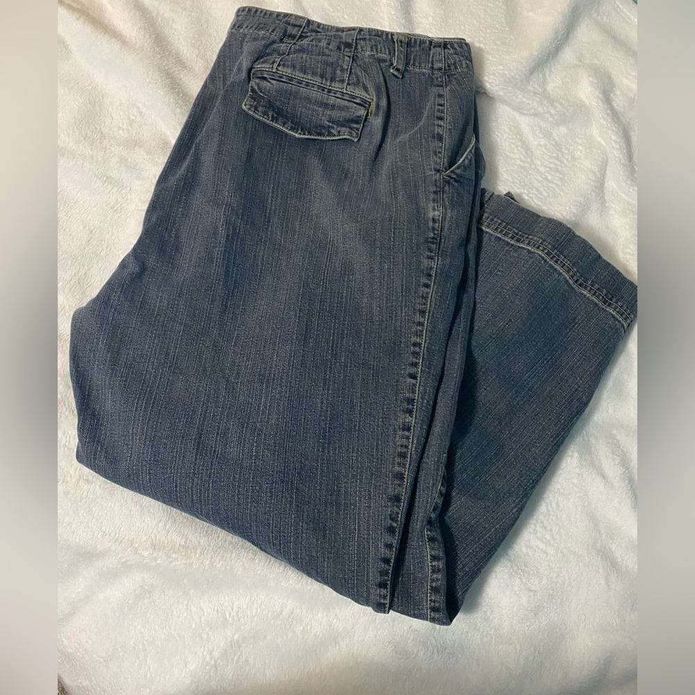Liz Claiborne Women’s Relaxed Dark Gray Jeans - Picture 3 of 6
